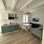 Marinella فندق 3*
