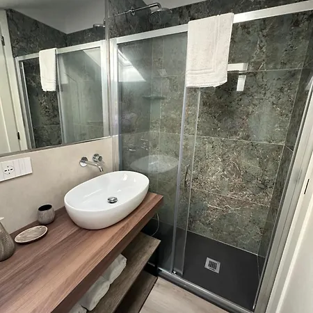 Marinella Hotel 3*